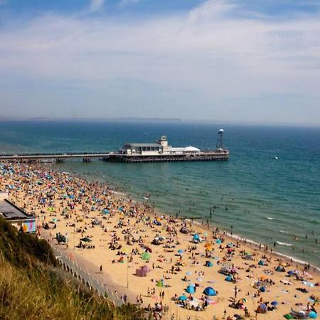 Newly Renovated Ideally Situated 2 Bedroom Flat Bournemouth Exteriör bild