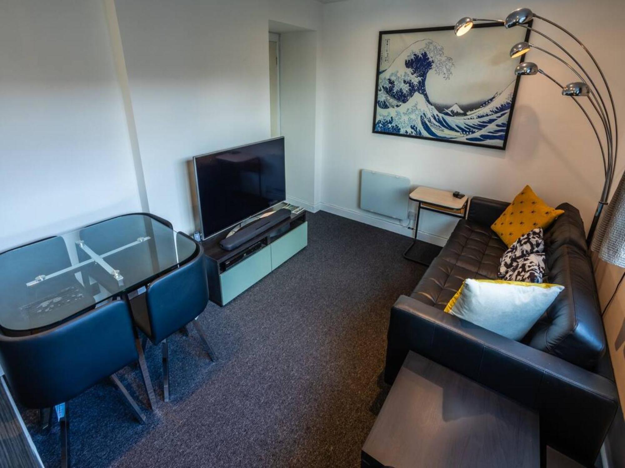 Newly Renovated Ideally Situated 2 Bedroom Flat Bournemouth Exteriör bild