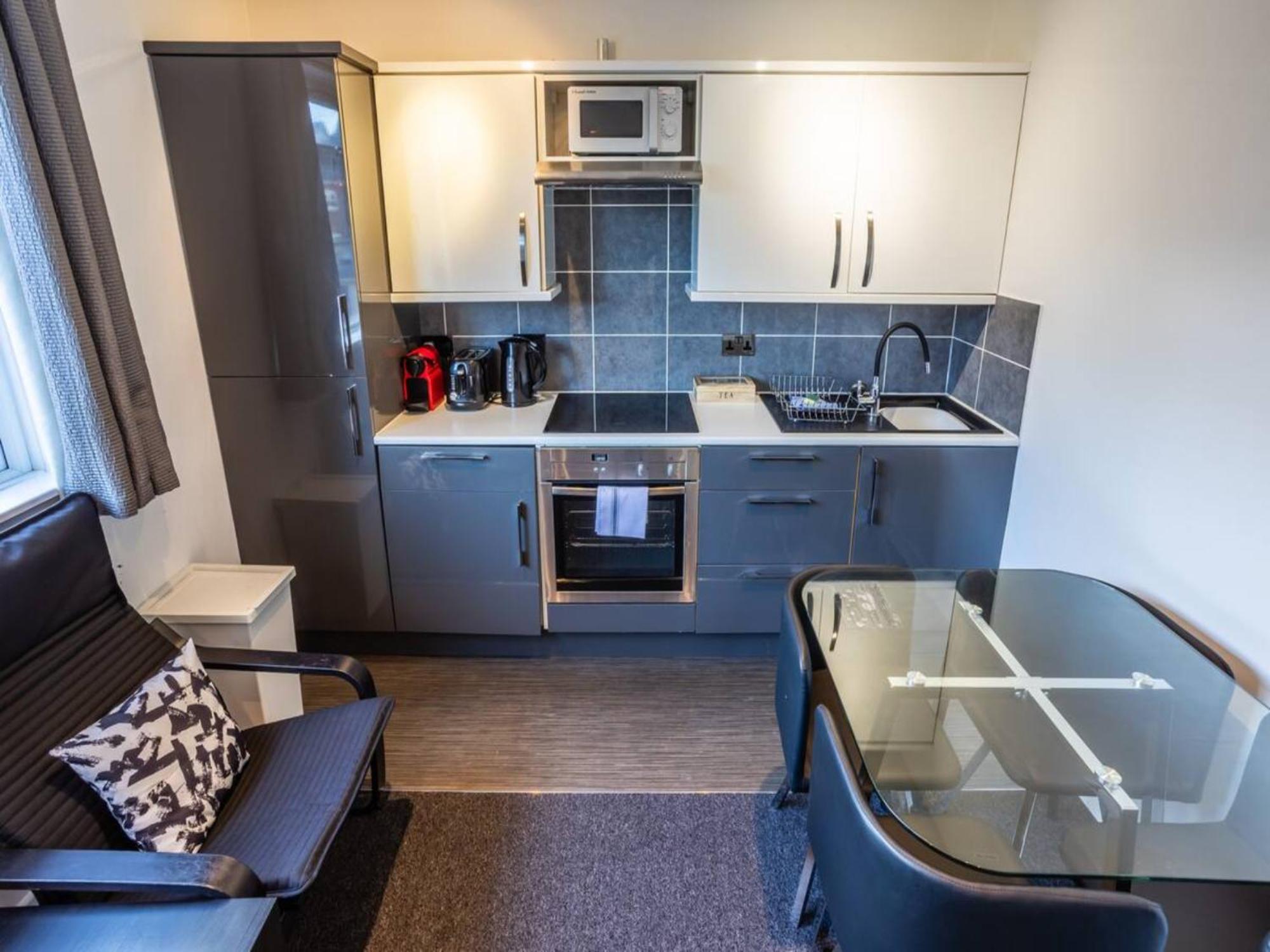 Newly Renovated Ideally Situated 2 Bedroom Flat Bournemouth Exteriör bild